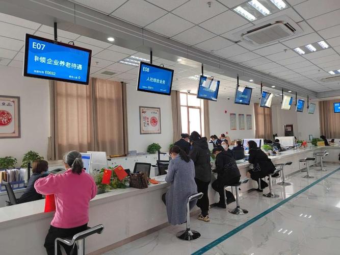 安泰医保卡过期怎样换？亲历者教你3步搞定，避免白跑一趟